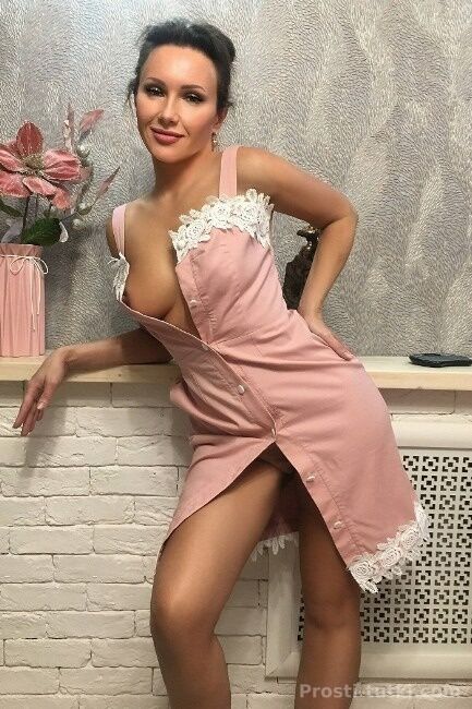 Индивидуалка Ксюша Ботанический Фотография 