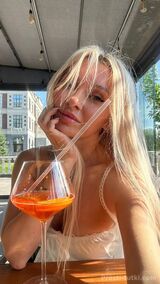 Миниатюра Индивидуалка Baby One more Центр Фотография 